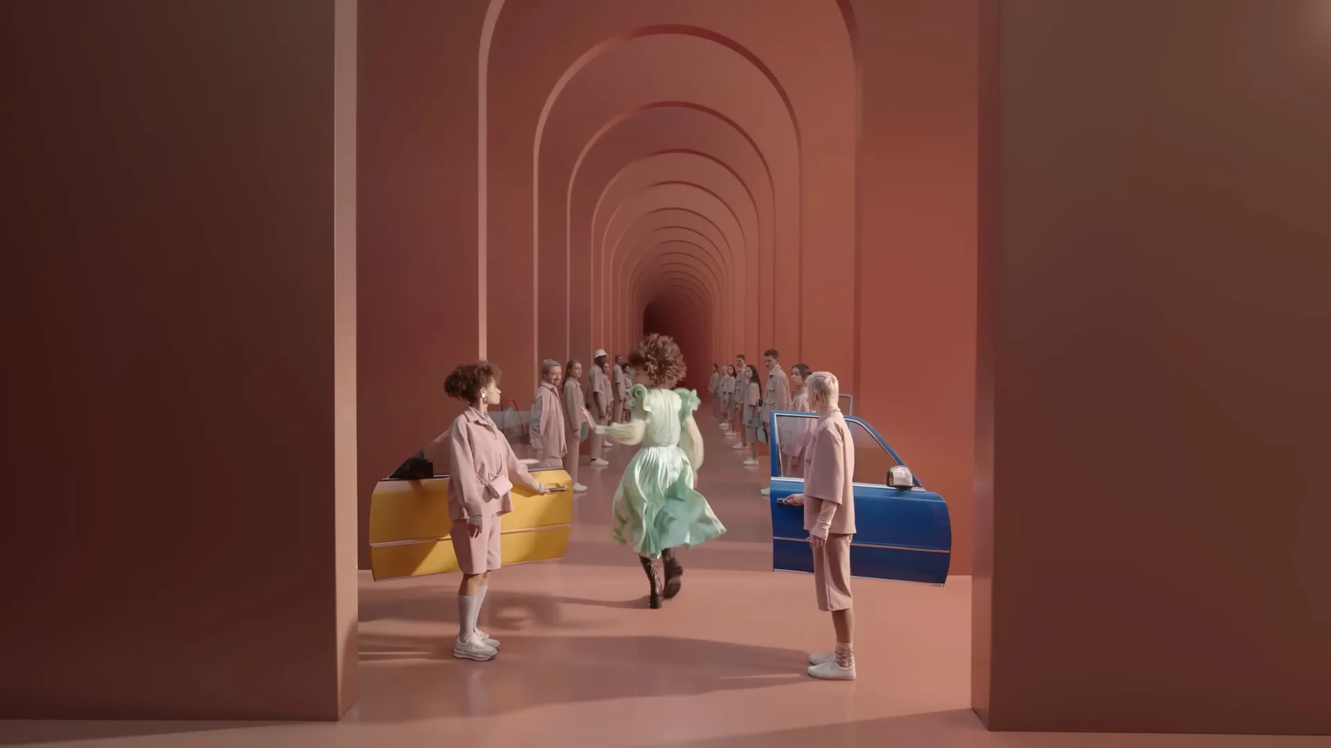 Magic Garage 1 – Mercedes EDT — still 2